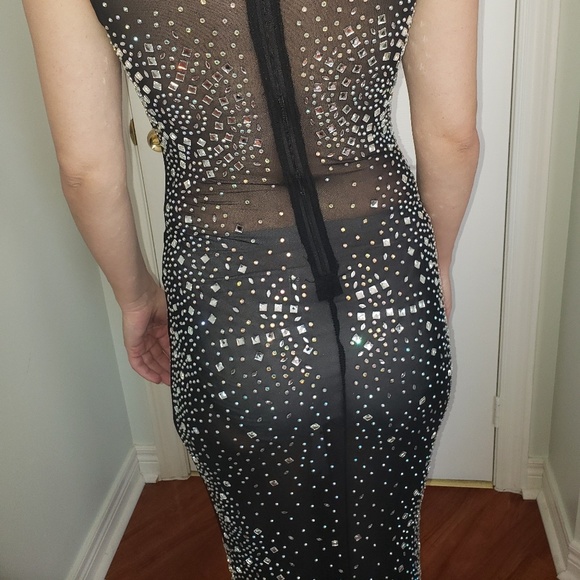 See through dress - Picture 5 of 6
